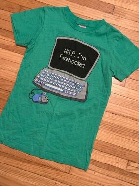 Green Graphic Tee "Help I'm Facehooked"